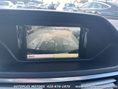 Used 2011 Mercedes-Benz E 550 Sedan image 11