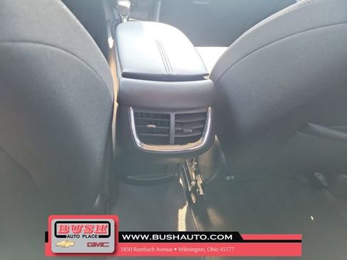 Used 2023 Chevrolet Malibu LT image 11