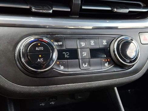 Used 2024 Buick Envista Preferred w/ Convenience I Package FWD image 15