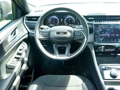 New 2026 Jeep Grand Cherokee Laredo RWD image 22