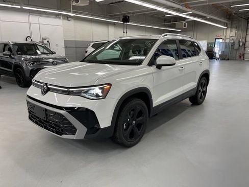 New 2026 Volkswagen Taos SEL AWD/4WD image 1