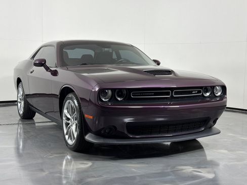 Used 2022 Dodge Challenger GT AWD/4WD image 3