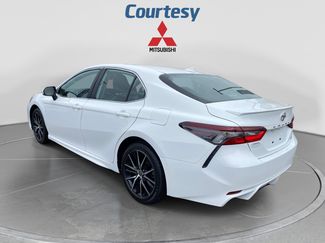 Used 2023 Toyota Camry SE FWD video 3