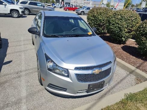 Used 2011 Chevrolet Cruze LS w/ Connectivity Package FWD image 14