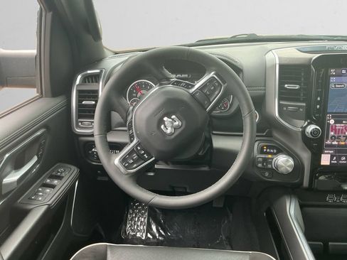 Used 2026 RAM 1500 Laramie AWD/4WD image 12