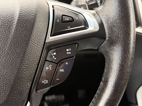 Used 2019 Ford Edge SEL w/ Equipment Group 201A AWD/4WD image 19