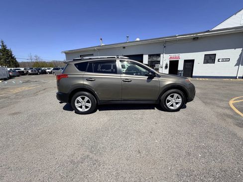 Used 2013 Toyota RAV4 XLE image 42