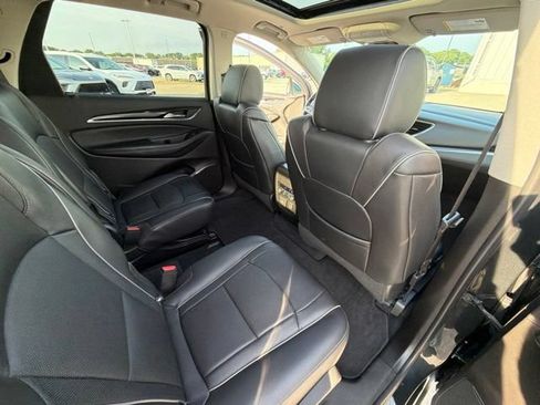 Used 2021 Buick Enclave Avenir w/ Avenir Technology Package AWD/4WD image 25