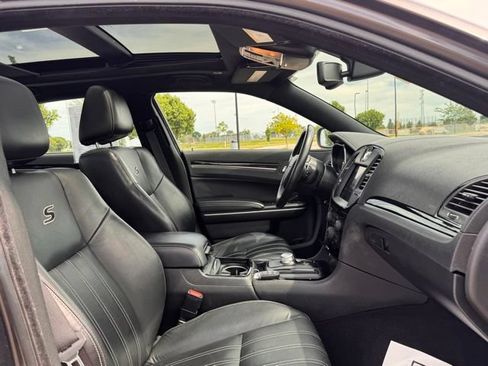Used 2022 Chrysler 300 S RWD image 24