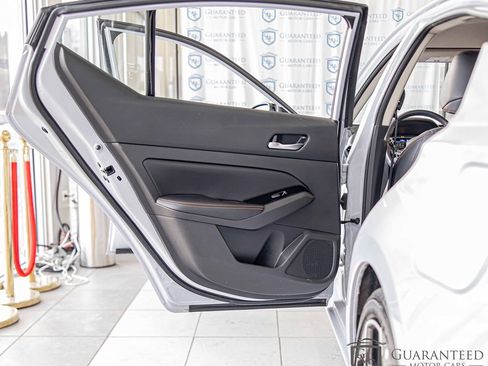 Used 2023 Nissan Altima 2.5 SR image 31