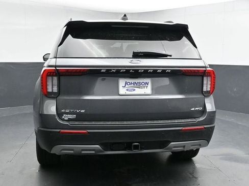 New 2026 Ford Explorer Active w/ Active Comfort Package image 10