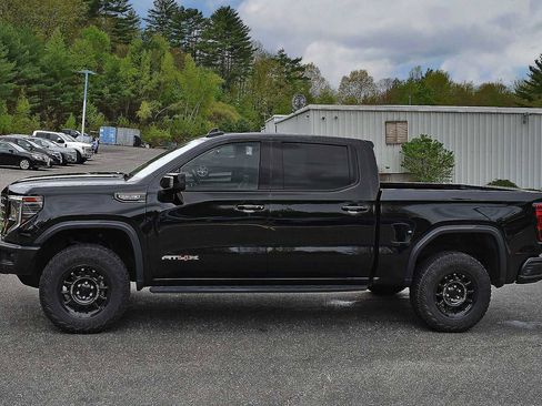 Used 2024 GMC Sierra 1500 AT4X w/ AT4X AEV Edition AWD/4WD image 4