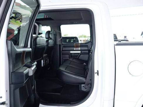 Used 2016 Ford F150 Lariat w/ Equipment Group 501A Mid AWD/4WD image 30