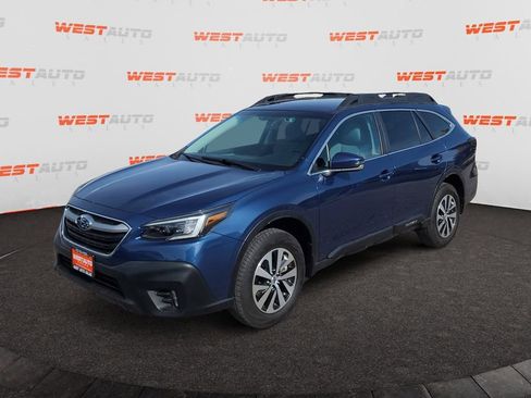Used 2020 Subaru Outback Premium AWD/4WD image 1