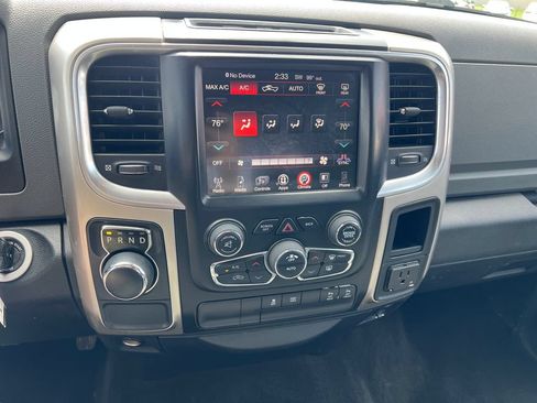Used 2017 RAM 1500 Big Horn RWD image 37