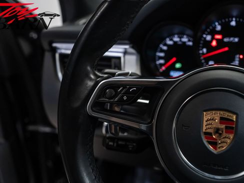 Used 2018 Porsche Macan GTS image 29