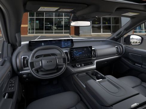 New 2025 Ford Expedition Tremor image 9