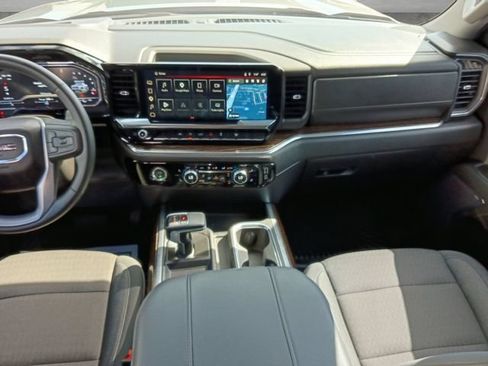 Used 2024 GMC Sierra 1500 Elevation RWD image 20