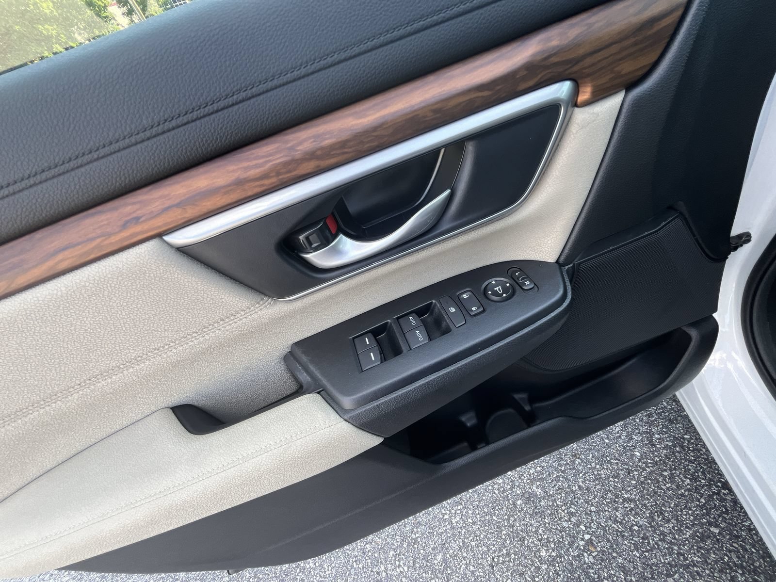 Used 2021 Honda CR-V EX image 17