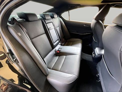 Used 2025 Lexus IS 350 F Sport RWD image 18