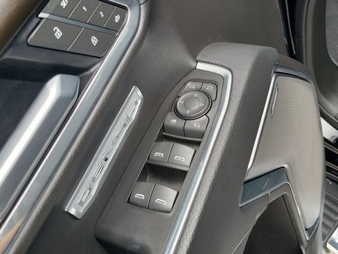 Used 2025 GMC Sierra 1500 Denali AWD/4WD image 25