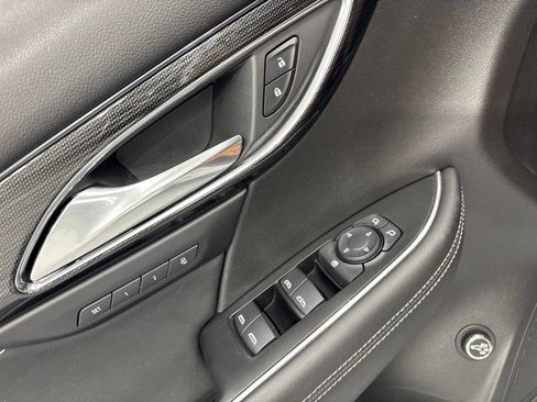 Used 2023 Buick Envision Essence w/ Sport Touring Package AWD/4WD image 35