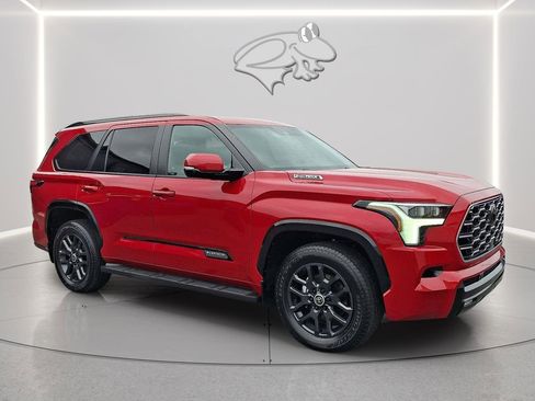 Used 2024 Toyota Sequoia Platinum image 6