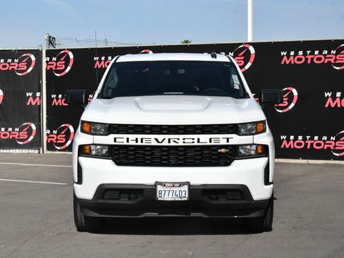 Used 2021 Chevrolet Silverado 1500 Custom RWD image 2