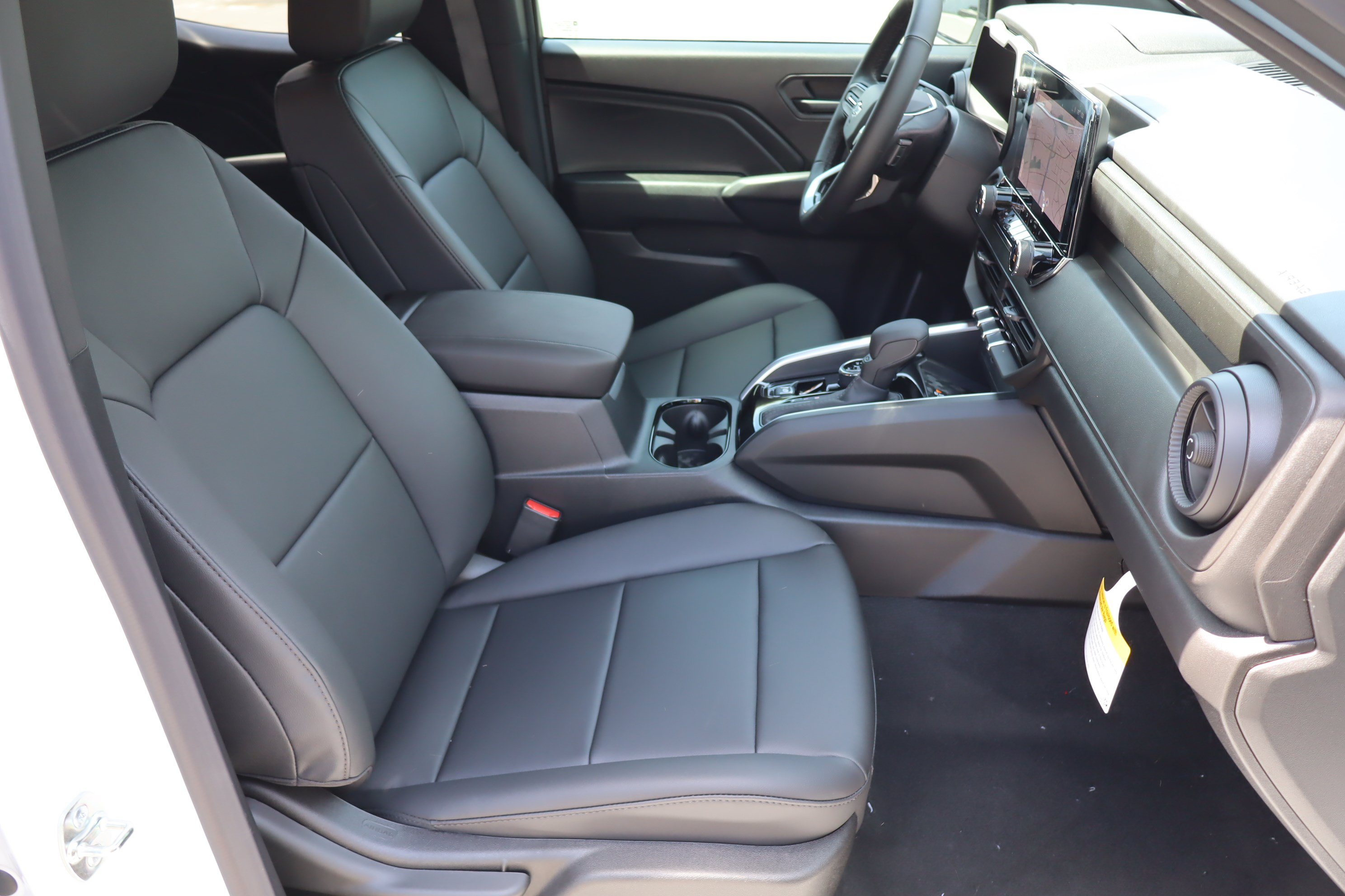 New 2026 Chevrolet Colorado Trail Boss AWD/4WD image 24