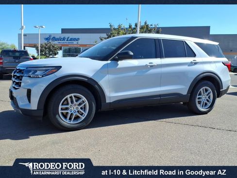 New 2026 Ford Explorer Active RWD image 1