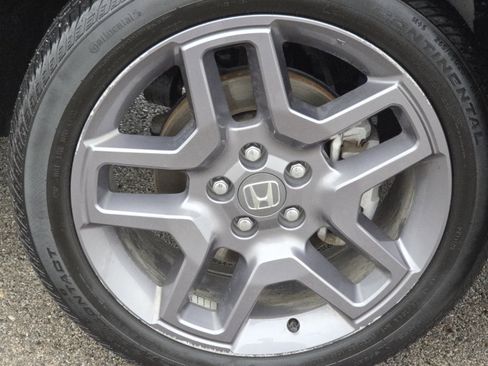 Used 2023 Honda Passport EX-L image 9