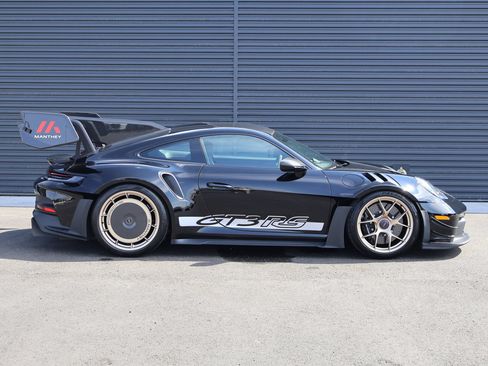 Certified 2025 Porsche 911 GT3 RS RWD image 9