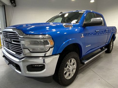 Used 2022 RAM 2500 Laramie AWD/4WD image 4