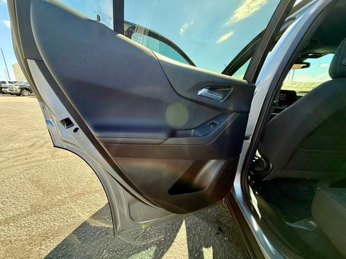 New 2026 Chevrolet Equinox LT image 32