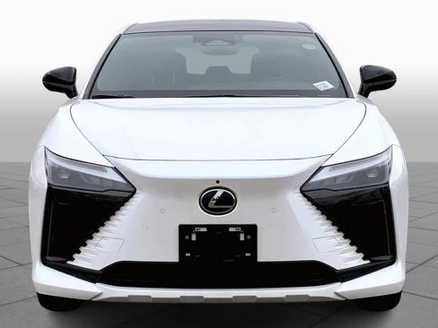 Certified 2023 Lexus RZ 450e Premium w/ Technology Package image 4