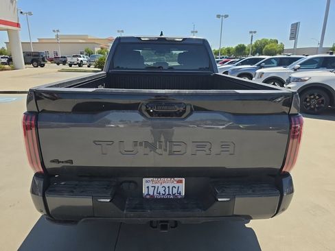 Used 2024 Toyota Tundra Platinum AWD/4WD image 5