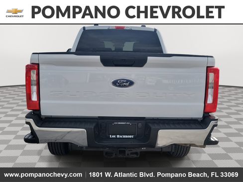 Used 2024 Ford F250 XLT image 4