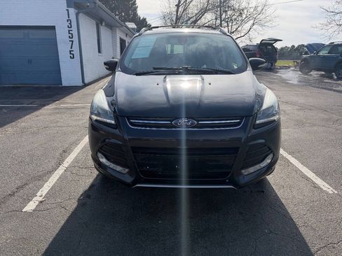 Used 2013 Ford Escape Titanium w/ Parking Technology Pkg FWD image 3