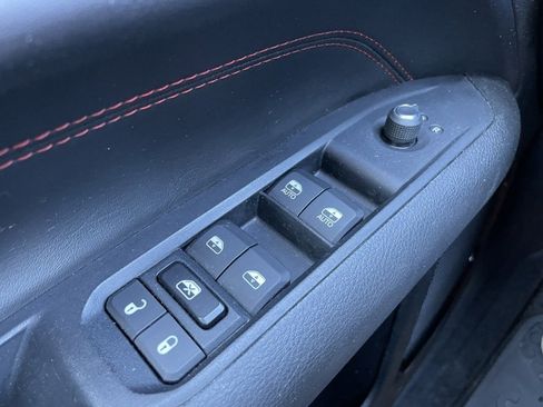 Used 2022 Jeep Compass Trailhawk w/ Trailhawk Convenience Group image 22