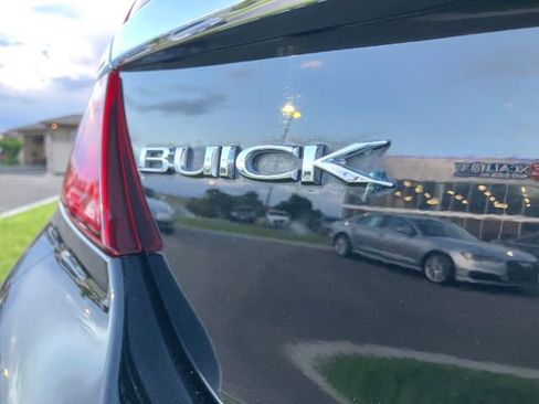 Used 2017 Buick Regal Premium image 14