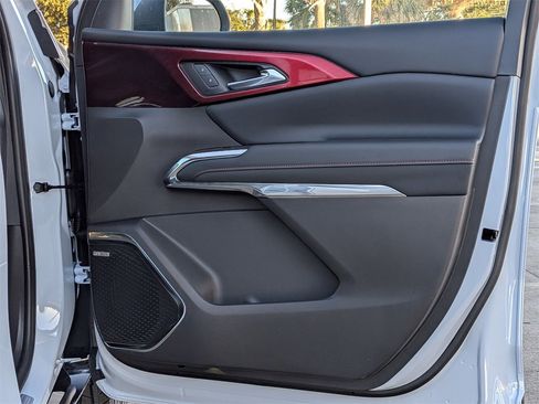 New 2026 Chevrolet Traverse RS image 19
