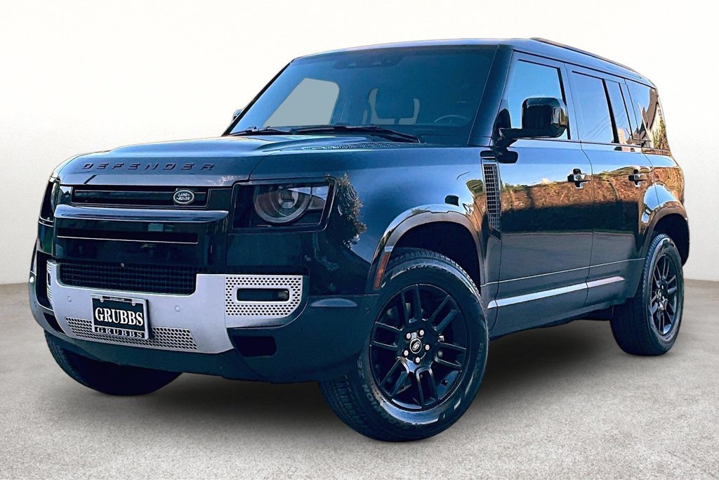 Used 2025 Land Rover Defender 110 S AWD/4WD image 15