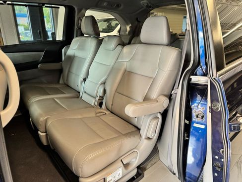 Used 2015 Honda Odyssey EX-L image 21