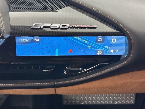 Used 2021 Ferrari SF90 Stradale AWD/4WD image 13