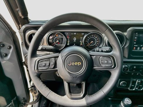 Used 2023 Jeep Wrangler Unlimited Sport AWD/4WD image 13