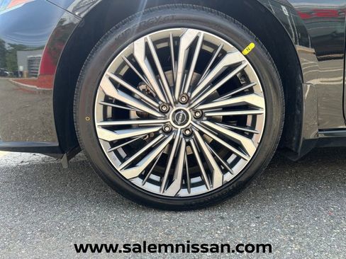 Certified 2023 Nissan Altima 2.5 SL AWD/4WD image 30