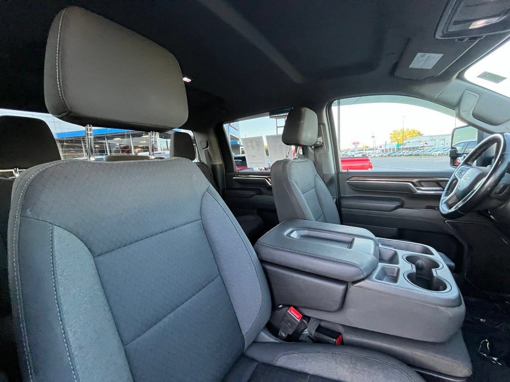 Used 2024 Chevrolet Silverado 3500 LT w/ Convenience Package AWD/4WD image 15