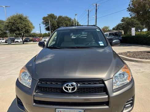 Used 2011 Toyota RAV4 2WD w/ Upgrade Value Pkg image 7