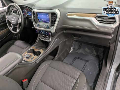 Used 2023 GMC Acadia SLE w/ Driver Convenience Package image 30