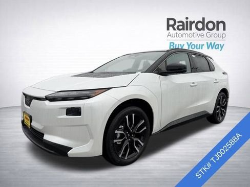 New 2026 Subaru Solterra AWD/4WD image 3